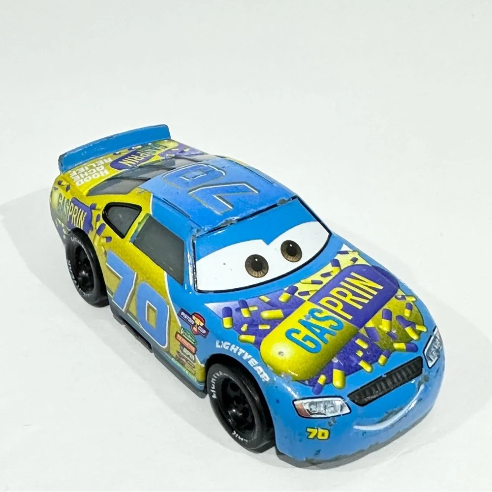 Disney Cars Floyd Mulvihill Launcher Gasprin #70 Die-cast